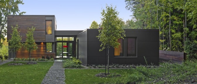 T House Around Green by Natalie Dionne Architecture in Quebec's Eastern Townships