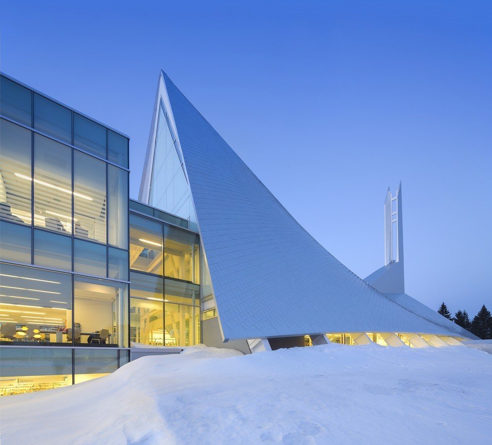 Monique Corriveau-Library
